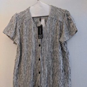 Cable and Gauge blouse NWT size S